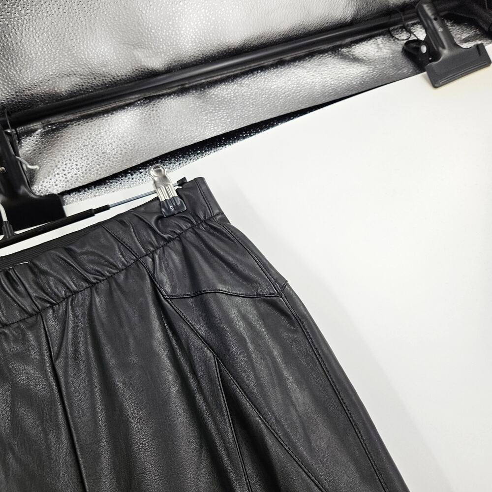 Anthrpologie Pilcro Glasgow Faux Leather Skinny Pants Black Pull On Size 27 - Picture 5 of 8